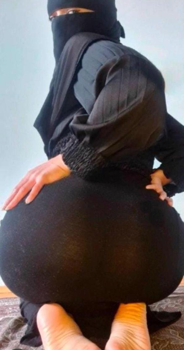 Image for 💚 Muslim girl couple and lesibiyan show🍃🌿